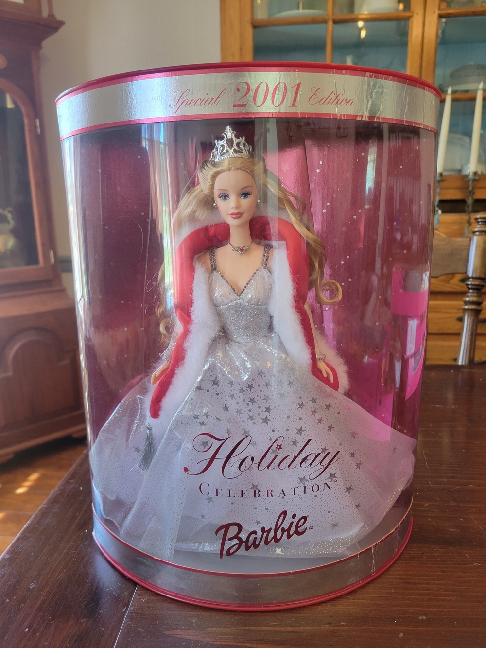 Barbie Holiday Celebration 2001 Special Edition - Silver & Red